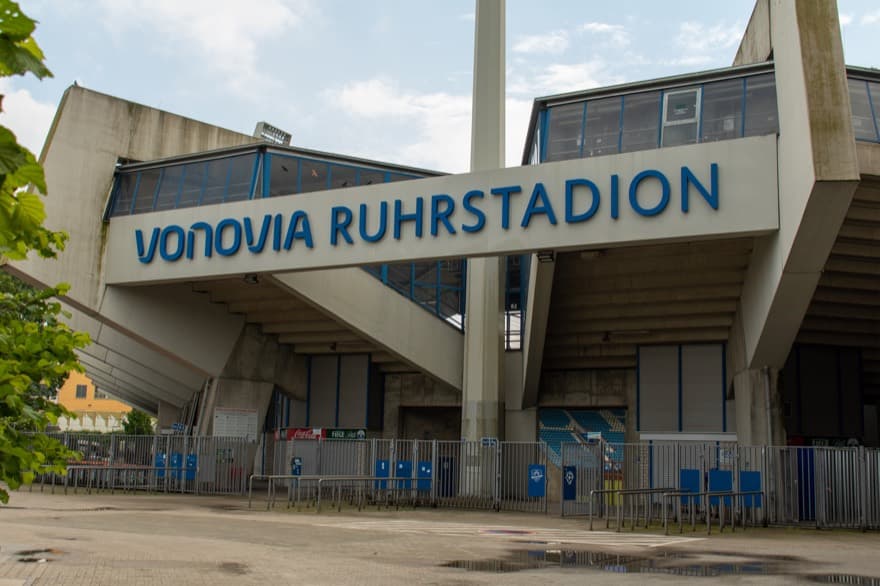 Blick auf die Nord-Ost Kurve des Vonovia Ruhrstadion am 28.05.2019