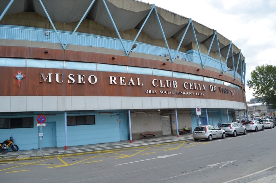 Fachada do Estádio de Balaídos e museu do Celta de Vigo.