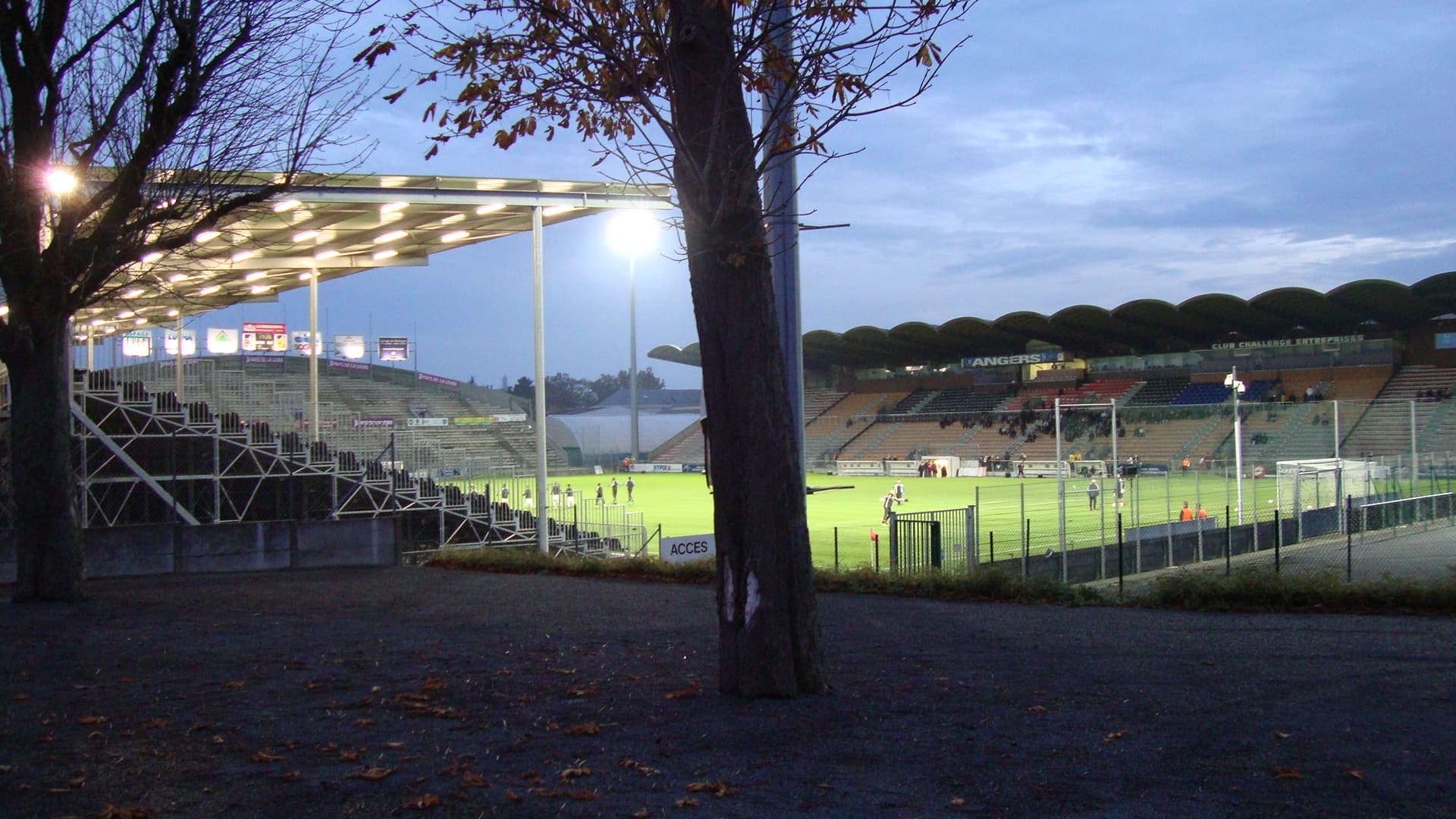 Antigo Stade Jean-Bouin, atual Stade Raymond-Kopa, em Angers, em novembro de 2009.